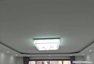 新华联对面 金座C区 精装修 三室空房 可住家办公 随时看房 - 西宁28生活网 xn.28life.net